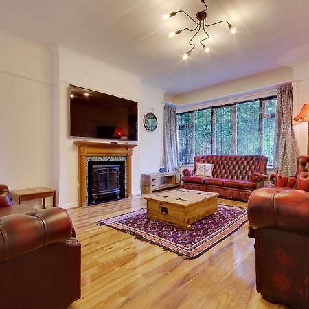 Cragside Villa With Hot Tub Bournemouth Exterior photo